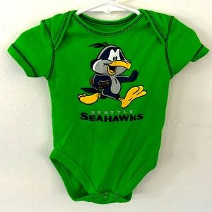 Unisex NFL Team Apparel Seattle Seahawks Onesie 0-3mos